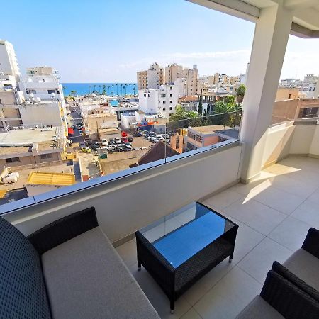 Sunny Daze Seaview Apartment Larnaca Exterior photo