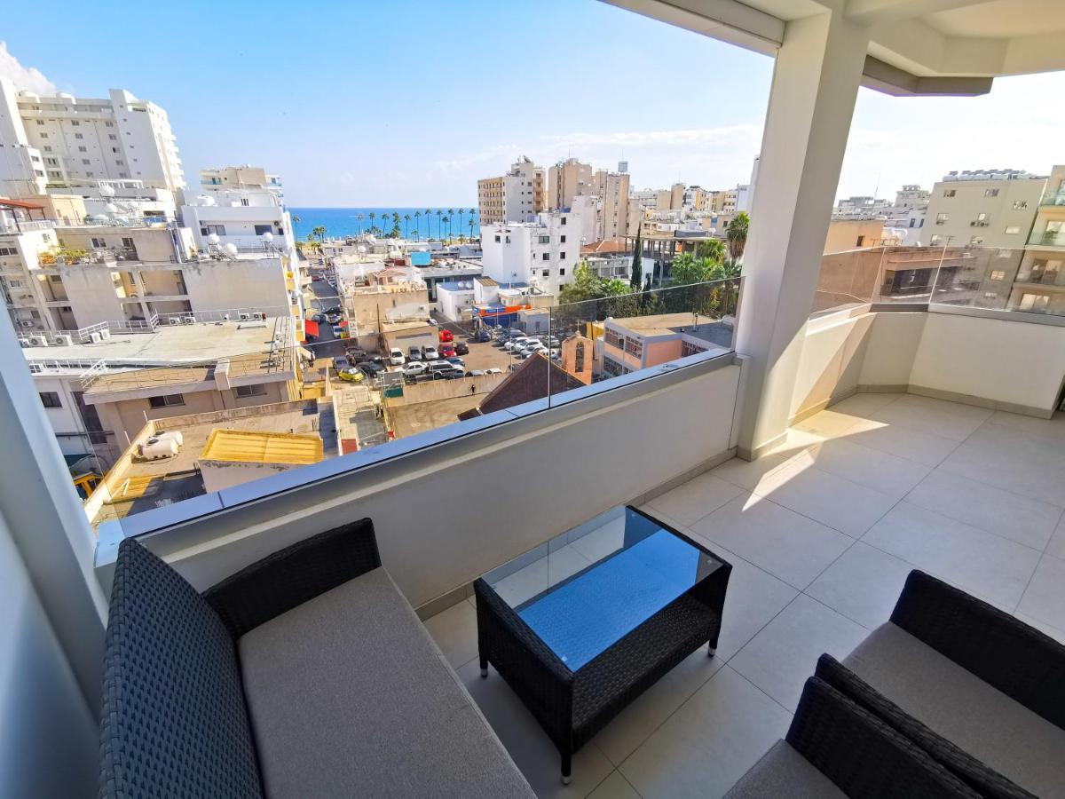 Sunny Daze Seaview Apartment Larnaca Exterior photo