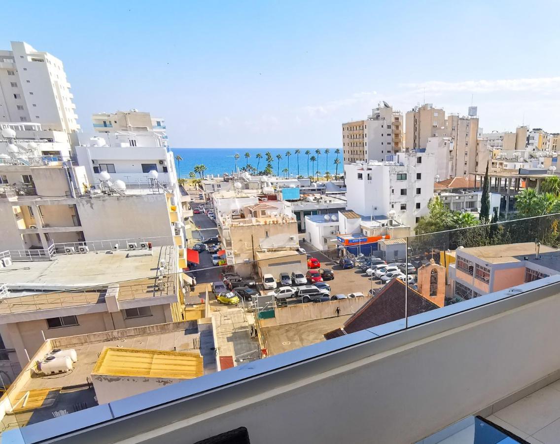 Sunny Daze Seaview Apartment Larnaca Exterior photo